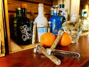 Restaurant Klassenzimmer Normi's Gin Tasting - Spaß im Glas - 30. April 18 Uhr Gin in den Mai  