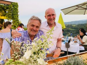 Restaurant Klassenzimmer 14 Jahre Klassenzimmer - wir feiern unter dem Motto zu Gast bei Freunden - Österreich kommt  